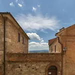 Authentic Home In Tuscany With Air Conditioning - Il Cuore Di Chiusi Ferienhaus